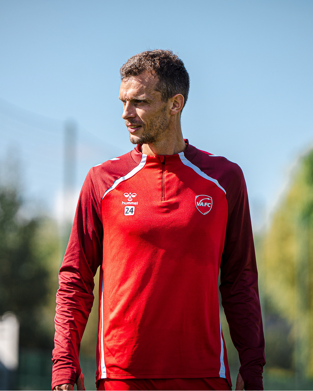 SWEAT DEMI ZIP ROUGE 2025-2026